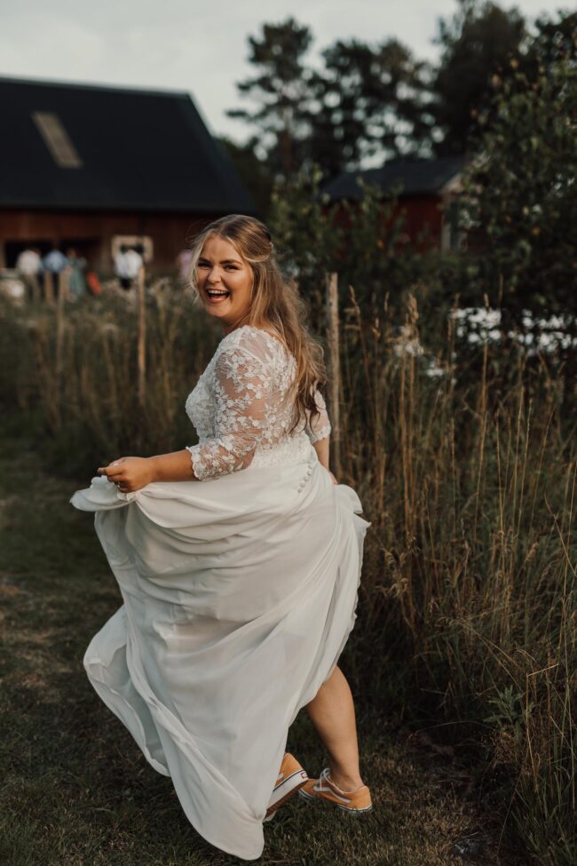 Lantligt och romatiskt bröllop i Småland Fylleskog